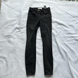 Zara Skinny jeans in faded black, size 4/26
